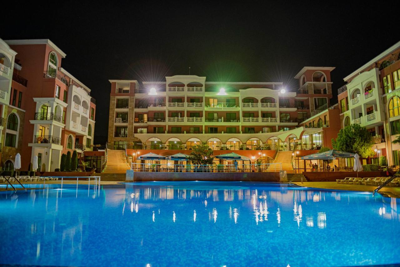 Menada Saint George Palace Sveti Vlas Exterior foto