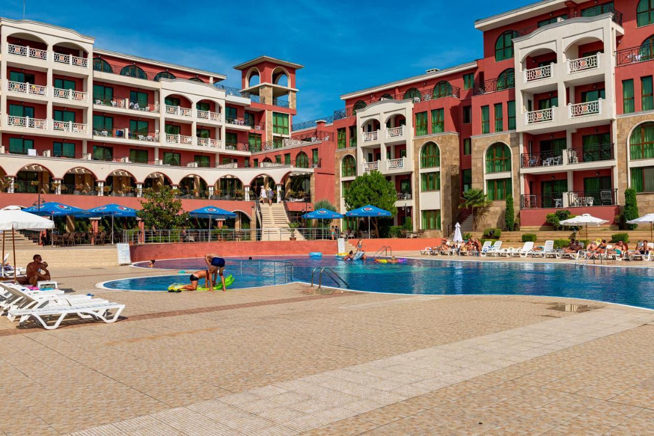 Menada Saint George Palace Sveti Vlas Exterior foto