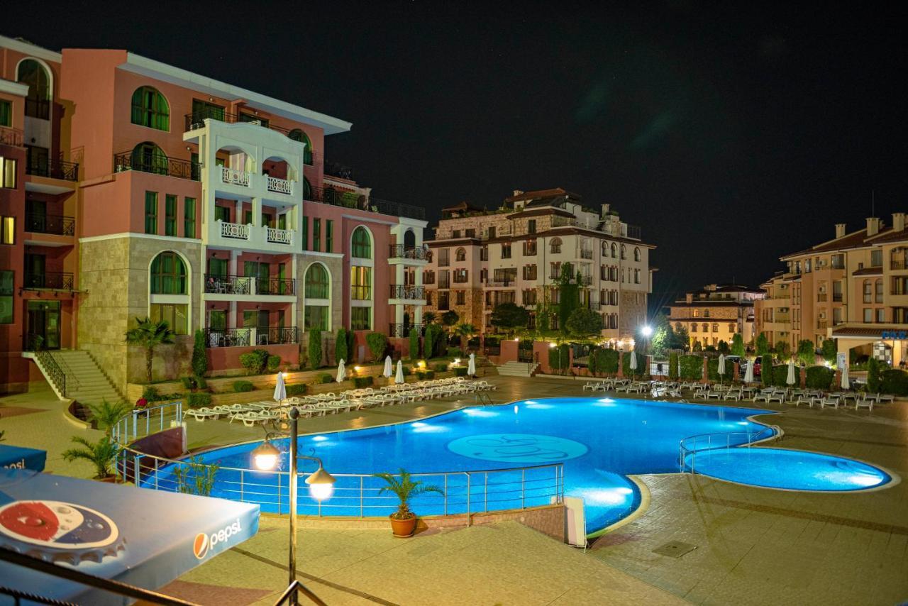 Menada Saint George Palace Sveti Vlas Exterior foto