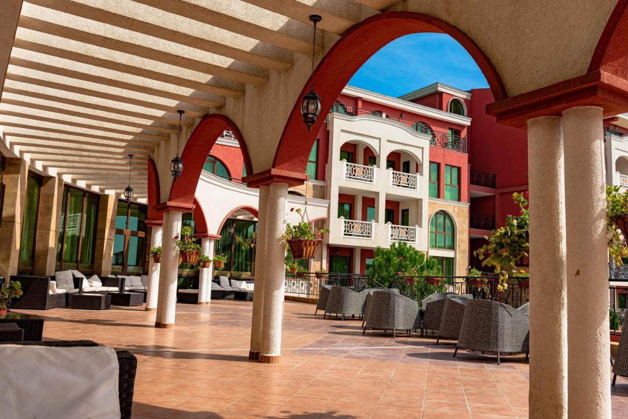 Menada Saint George Palace Sveti Vlas Exterior foto