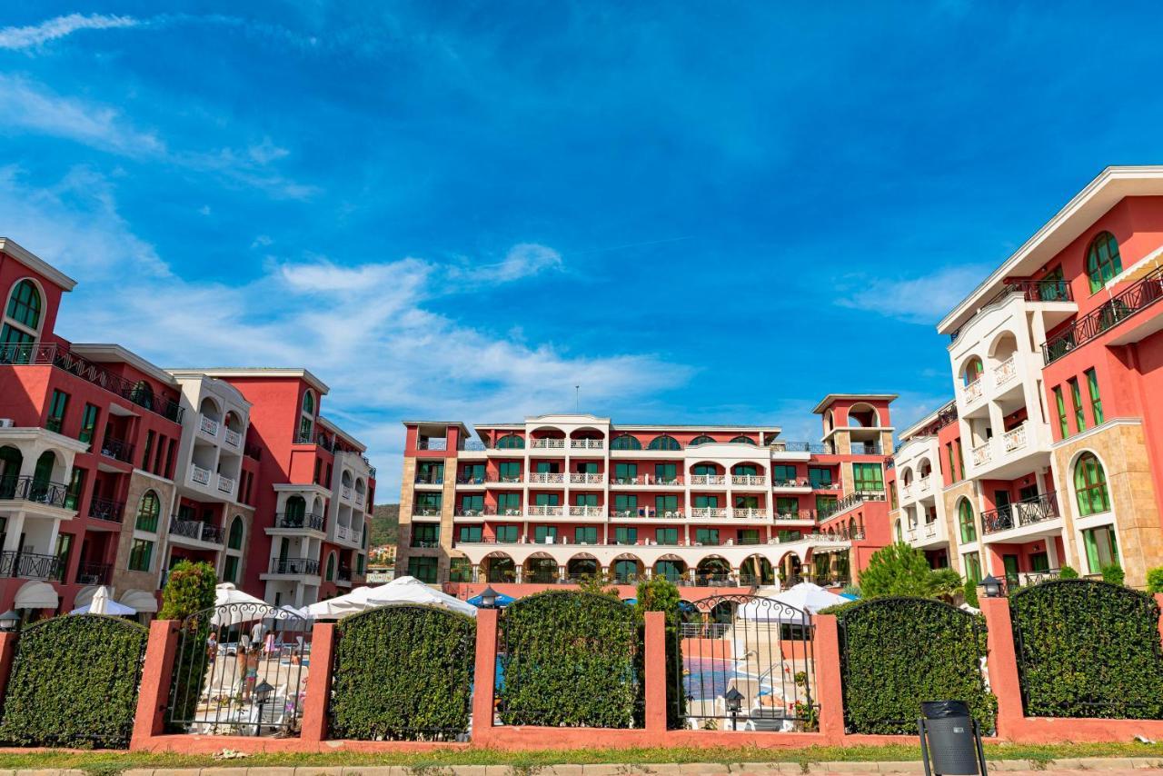 Menada Saint George Palace Sveti Vlas Exterior foto