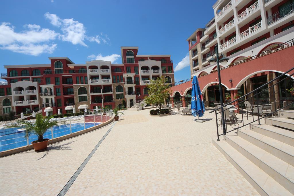 Menada Saint George Palace Sveti Vlas Exterior foto