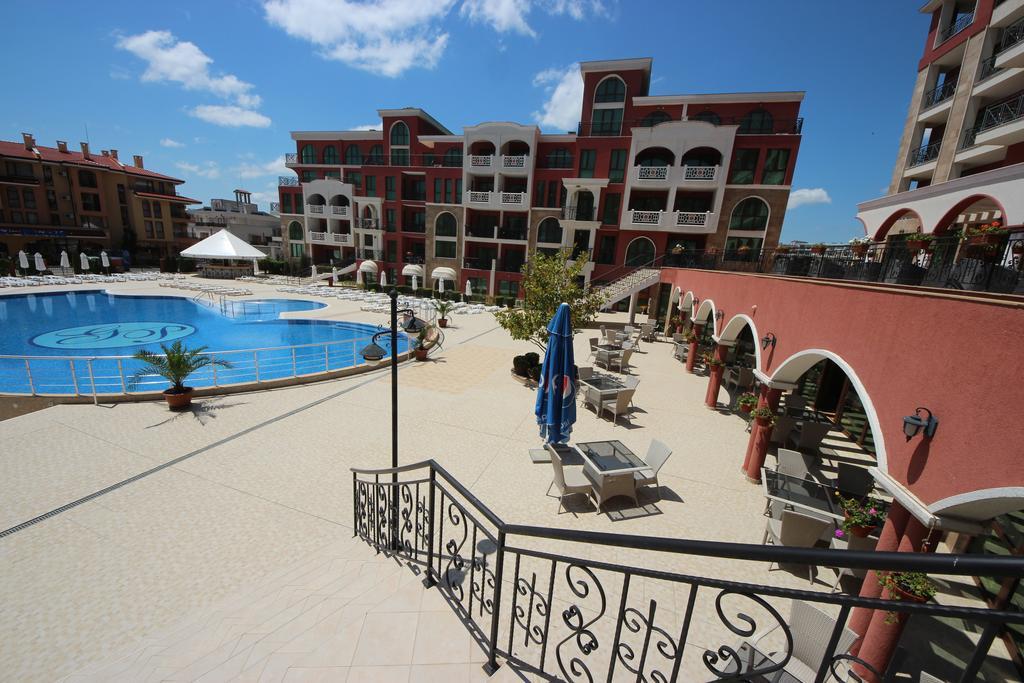 Menada Saint George Palace Sveti Vlas Exterior foto