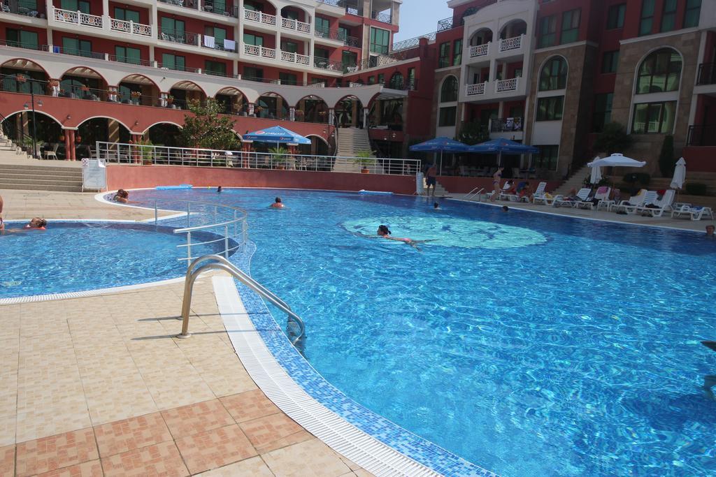Menada Saint George Palace Sveti Vlas Exterior foto