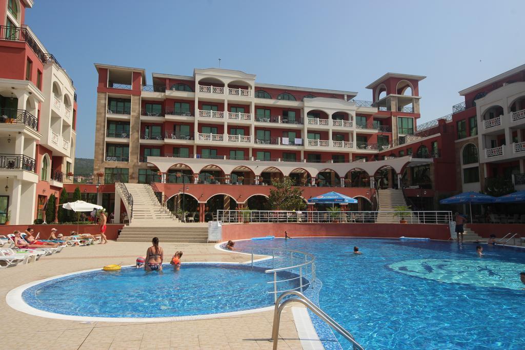 Menada Saint George Palace Sveti Vlas Exterior foto