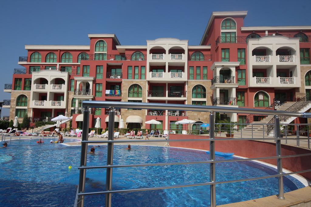 Menada Saint George Palace Sveti Vlas Exterior foto