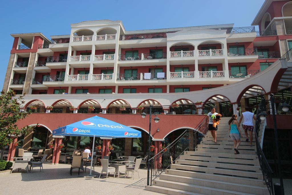 Menada Saint George Palace Sveti Vlas Exterior foto