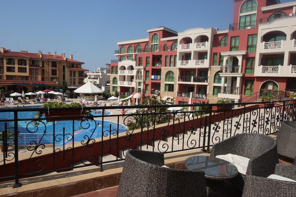 Menada Saint George Palace Sveti Vlas Exterior foto
